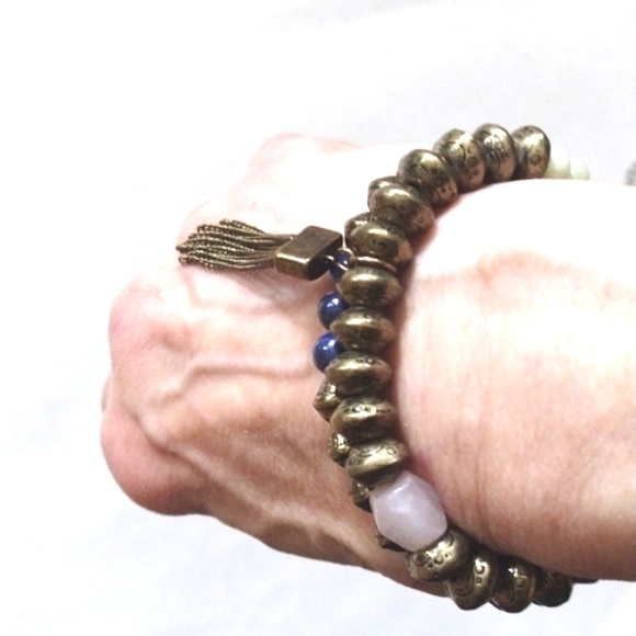 💥CLEARANCE💥CHICO'S BRONZE BEADED DOUBLE 2 SEPARATE STRETCH BRACELETS - NWT - Picture 3 of 8